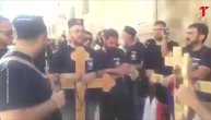 Srbi za Vaskrs u Jerusalimu: Ori se pesma iz stotina grla