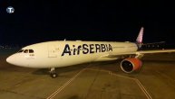 Najveći avion nacionalne aviokompanije Airbus A330 vratio se iz Kine: Stigla nova medicinska oprema