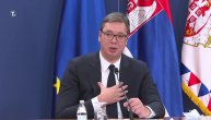Vučić o 100 evra: Malu izmenu smo doneli slušajući primedbe, samo treba da okrenete broj