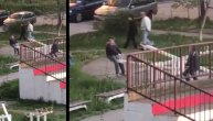 Penzioneri podetinjili: Pustili ih na ulicu a oni potrčali da se klackaju u parkiću