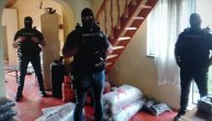 Droga pakovana u džakove: Policija upala u kuću u Beogradu, pronašla 150 kg marihuane