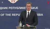 Vučić:: Ne može da se razume da političari osnivaju crkve
