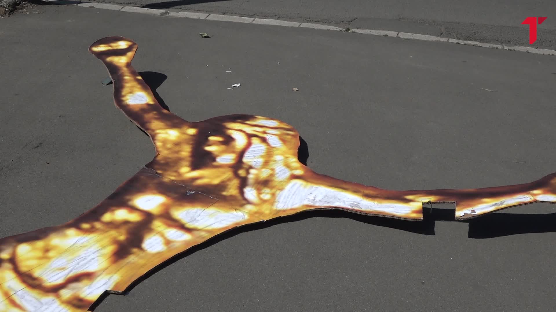 Uviđaj i skidanje raspeća Isusa Hrista sa bandere na Novom Beogradu ...