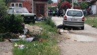 Nepomično telo ubijene E.S. leži u travi ispred kuće u Surdulici