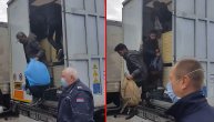 Carina u kamionu pronašla migrante