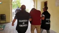 Srpski narko- dileri uhapšeni u Italiji: Drogu krili u garaži, evre u kesama