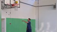 Vanja Grbić iskombinovao košarku, odbojku i snuker i pogodio nemoguće