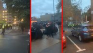 Policija pokušala da rasturi žurku pa došlo do opšte tuče: Policajci se povukli podvijena repa