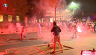Bakljama protiv suzavca: Ovako je izgledao obračun policije i huligana na protestima