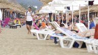 Na žurkama na bugarskim plažama bez maski i držanja odstojanja