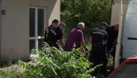 Jezivo ubistvo u nelegalnoj zgradi u Belim vodama: Muškarac uboden u vrat