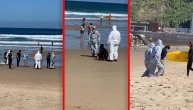 Nema izvlačenja: Policajci hapse ženu koja je otišla na plažu umesto u izolaciju