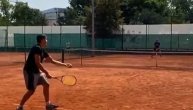 "Bogi care, samo ga šetaj": Bogdan Bogdanović pokazao ozbiljne teniske veštine
