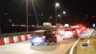 Kolaps na auto-putu Miloš Veliki: Kilometarske kolone automobila, stoje u mestu po sat vremena