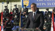 Vučić: Izabrali ste časno zanimanje, stali uz svoju državu