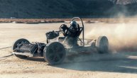 Električni auto koji razvija 400km/h postaje budućnost prevoza, a tek da vidite cicu koja ga vozi