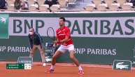 Šta je sve stigao Nole! Pogledajte najbolji potez meča Đokovič- Berankis