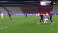 Penal ili ne? Spiridonović "padao" nekoliko metara, sudija lako pokazao na "kreč" za Crvenu zvezdu
