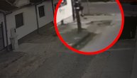 Stravičan snimak tuče u Futogu: Prebijanje mladića nasred ulice