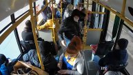 Muškarac krvnički prebio kondukterku u autobusu koja je tražila od njega da stavi zaštitnu masku
