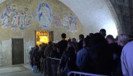 Podgorica: Hram Hristovog Vaskrsenja mimohod vernika koji se oprastaju od mitropolita Amfilohija