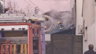 Požar u centru Čačka: Vatra zahvatila krov porodične kuće
