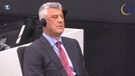 Hašim Tači na optuženičkoj klupi pred sudijom u Hagu
