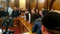 Jermeni besni zbog sporazuma sa Azebejdžanom, krenuli ka kući premijera: Haos i pucnjava u Jerevanu