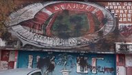 Policija blokirala još 200 huligana: Grobari ušli u leglo Delija, uništili sve murale, čak i Jagodin