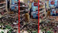 Žena lomi flaše u marketu, pada u srču, ruke joj krvare: Kupci gledali scenu u neverici