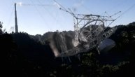 Ovo je trenutak rušenja jednog od najvećih teleskopa na svetu: Radio je 57 godina