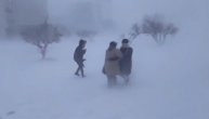 Ovakav kijamet svet nije video! Oluja nosi autobuse, ljude...