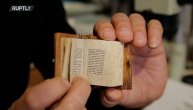 Svetski klasik oborio Ginisov rekord: Ovo je najmanja knjiga na svetu i čita se pomoću mikroskopa