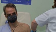 Grčki premijer nakon vakcinacije zapalio društvene mreže