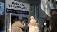 Gužva ispred Beogradskog sajma: Veliki broj građana prijavio se da primi vakcinu protiv korone