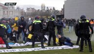 Haos na ulicama Amsterdama: Policija rasteruje demonstrante koji se protive karantinu