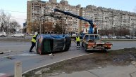 Prevrtanje automobila na Novom Beogradu: Ne zna se još uvek kako je do ovoga došlo