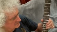 Legendarni gitarista grupe "Queen" odsvirao himnu Liverpula "You’ll Never Walk Alone"