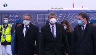 Babiš stigao u Srbiju, na aerodromu ga dočekao Selaković
