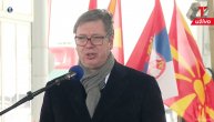 Predsednik Vučić: 10.000 dinara za zdravstvene radnike koji su učestvovali u vakcinaciji