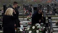 Pomen Jeleni Marjanović: Zoran sa porodicom izašao na groblje