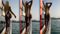 Dok se JK u mikro bikiniju uvija na jahti, svi gledaju da li je u toplesu - prizor je nikad vreliji