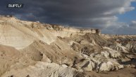 Kazahstan ima svoju Dolinu spomenika ali bez kauboja i Indijanaca: Tu je samo zastrašujuća lepota