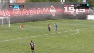 Dao je loptu čoveku u noge: Usledila je munjevita akcija i novi gol za Radnik protiv Mačve
