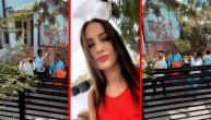 Aleksandru Prijović iznenadili trubači pred kućom: Ona u crvenoj haljini zaigrala uz njihov ritam