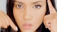 TikTokerka otkrila kako korektorom "podići" lice