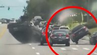 Pogrešno skretanje ili namerni udar, najstrašnije isprevrtao vozilo: Šta se ovde zaboga dogodilo?