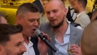 Savo zapevao na Mitrovićevoj svadbi, ispratili ga Ljajić, Mladenović i Rajković