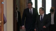 Vučić stigao u Skupštinu Srbije, uskoro pred poslanicima