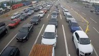 Gužve velike, pojačan saobraćaj ka Grčkoj: Rano je jutro, a na izlazima iz Srbije se već čeka 2 sata